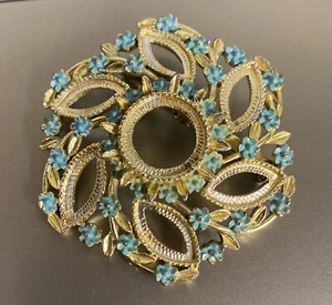 Spilla vintage tono oro bambino fiore blu foglia floreale spilla 2" - Foto 1 di 3