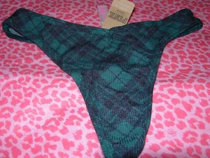 Tanga a cuadros de Navidad ROSA Victoria's Secret cuerda corte en V LOGOTIPO granate verde nuevo con etiquetas - Imagen 1 de 4