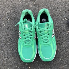 990v4 green