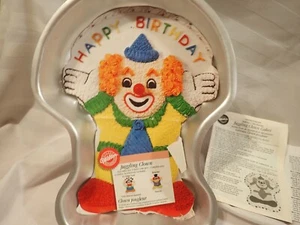 2000 Wilton Jonglier Clown Kuchenform 2105-572 Anleitung - Bild 1 von 5