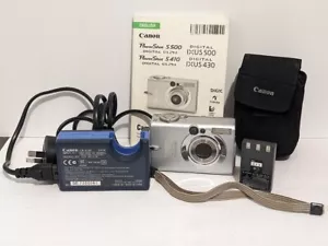 CANON Digital IXUS 430 4 MP Silver, Camera. Battery & Charger,& Case. Working - Picture 1 of 17