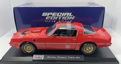 Pontiac Firebird 1977 Maisto escala 1:18 transmisión automática “versión roja” Foto 1 de 4