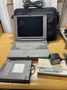 Portátil Toshiba Satellite Pro 420CDS/810 PA1225U-S2C y accesorios con estuche - Imagen 1 de 17
