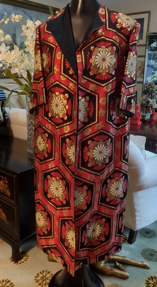 Винтажный красный/черный золотой хромой цветочный вышитый пальто - Изображение 1 из 4