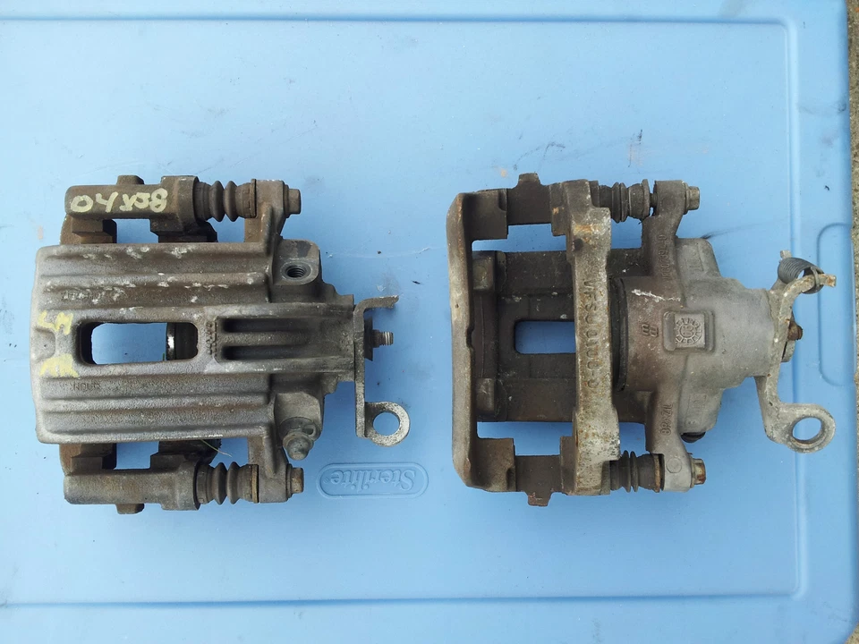 PINZAS FRENO TRASERO IZQUIERDO DERECHO JAGUAR XJ8 XJ8L VANDEN PLAS 2004-2005-2006-2007 Foto 1 de 1