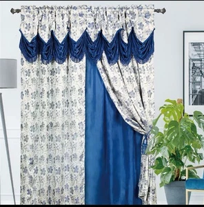 Window curtains - Picture 1 of 3