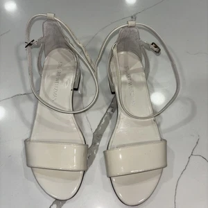 Stuart Weitzman sandalo quasi nudo alla caviglia pelle nuda tacco 1,5” taglia 7 come nuovo - Foto 1 di 21