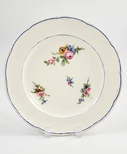Assiette En Porcelaine De Sèvres Avec Fleurs, France, Vers 1785 - Picture 1 of 8