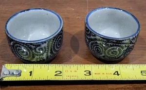Japanese Mino Ware Sake Cup Set Of 2 Blue And White Stamped - Picture 1 of 6