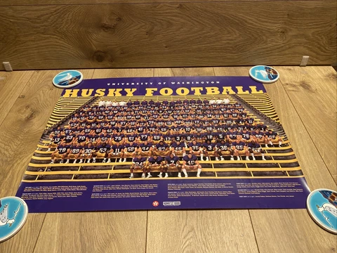 1990s University of Washington Huskies TEAM Poster 24” X 18” Husky Football Cover