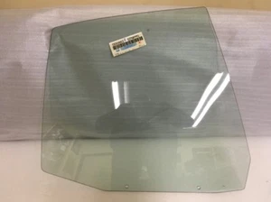1995-2001 95 96 97 98 99 CHEVROLET LUMINA SEDAN PASSENGER REAR DOOR GLASS 8672 - Picture 1 of 4