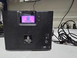 Iomega Storcenter Network Storage ix4-200d + 4x1TB HDD + Caddy + PSU - Afbeelding 1 van 13