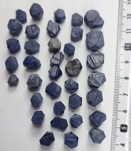 254 kt natürliches Schallplattenhalter Saphirglas Lot aus Madagaskar - Bild 1 von 13