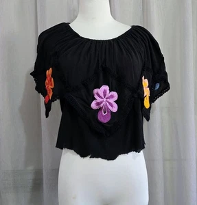 Chasing Unicorns Crop Top s.XL Black Shortsleeve & Embroidered Flowers * - Picture 1 of 9