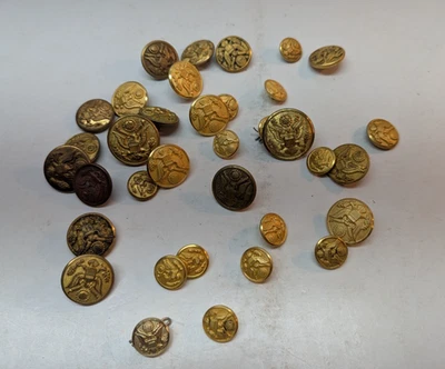 LOTE DE 34 Uniforme de Metal Botón Waterbury Vintage Botones Militares Emblema de Águila Foto 1 de 3