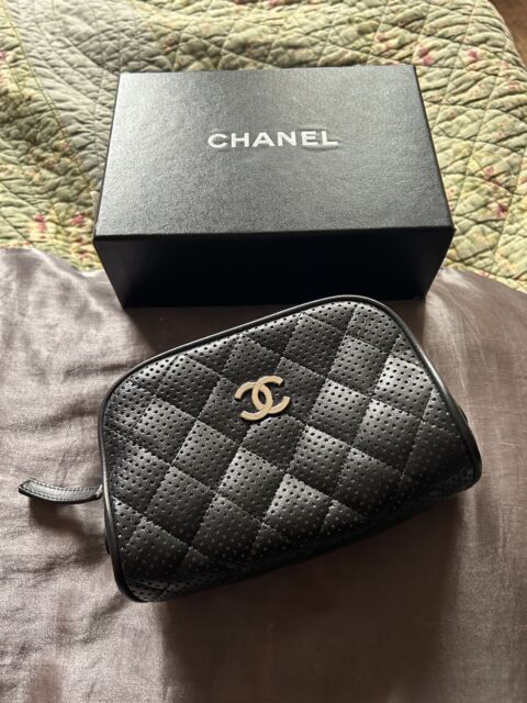 cosmetic bag chanel red