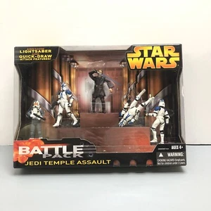 Star Wars Battle Pack JEDI TEMPLE ASSAULT Vader Clone Pilot & Troopers - Picture 1 of 5