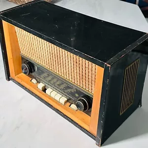 Rara radio d'epoca tedesca a valvole EMUD T7 AM FM per ricambi o riparazione TLC - Foto 1 di 11