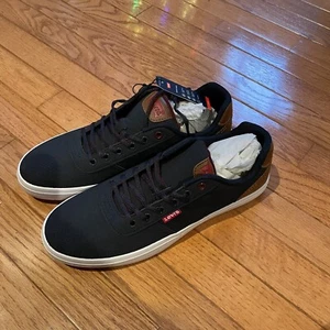 Levi's Men's Lancer Sneakers Low Top Lace Up Perforated Navy Burgundy Size 10 - Picture 1 of 5