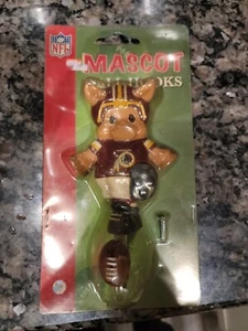 Mascot Wall Hooks NFL - Picture 1 of 4