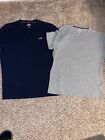 2 Hollister Mens T Shirt Size Large Super Clean Condition