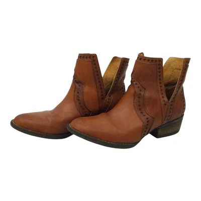 Very Volatile Brescia Western Boot Womens 7 Bootie Ankle Slip On Brown Leather - Image 1 of 4