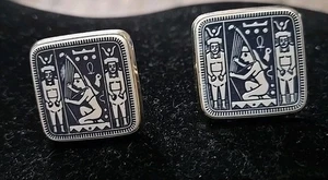 1960'S VINTAGE LARGE GLASS Cobalt & White EGYPTIAN REVIVAL CUFFLINKS - Picture 1 of 4