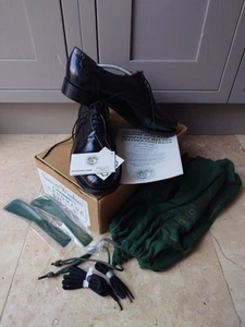 Brand New Samuel Windsor Oxford Brogue Shoes Size UK 9.5 Smart Black Leather - Picture 1 of 15