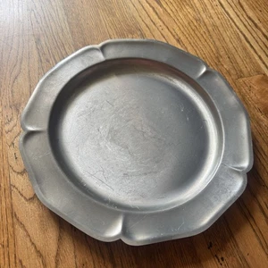 Vintage Pewter Plate Charger | Scalloped Edge Colonial Style USA - Picture 1 of 3