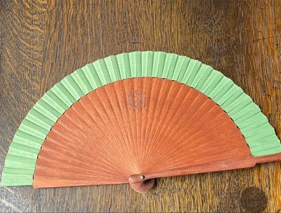 折叠 Sensu 风扇 loewe — 第 1/4 张图片