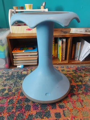 Hokki 18 Inch Wobble Stool Original Hokki VS *Used* for flexible seating or home - Image 1 of 4