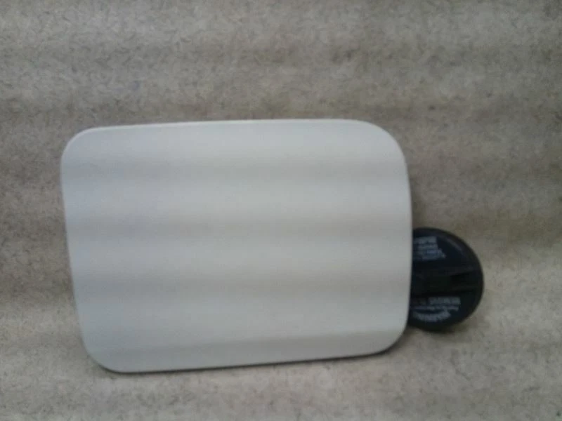 Llenador de combustible para puerta de gasolina compatible con 2000 2001 2002 2003 2004 Subaru Legacy O139-187158 Foto 1 de 4