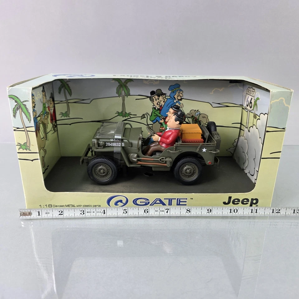 Gateway Gate 1:18 Laurel & Hardy Jeep Adventures Jeep Willys Dick & Doof Diecast - Image 1 of 4