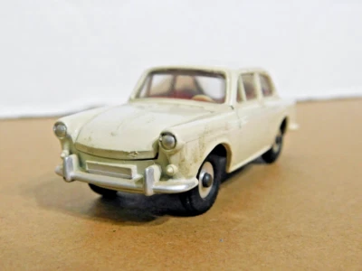 Dinky 144 Volkswagen 1500 Sedán En Caja Original Foto 1 de 4
