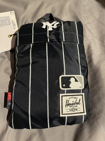 NEW YORK YANKEES HERSCHEL SUPPLY CO. PACKABLE TOTE BAG NYLON QUALITY NWT Cover