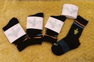 4 pair Bombas Youth Crew Socks Size XS Black Stripe, Honeycomb, Bee - Picture 1 of 2
