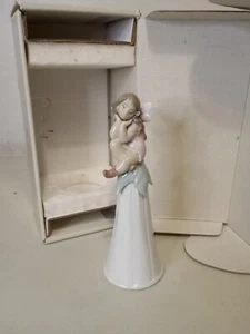 LLADRO 6416 "It's a GIRL!" Fairy/Pixie w Flower BELL Figurine With Box - Picture 1 of 13