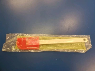 Pampered Chef Classic Scraper Pink Color VHTF NIP - Image 1 of 4