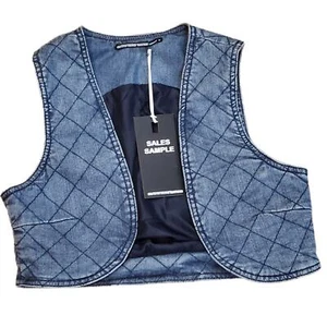 NWTOutfitters NationQuilted Denim Vest Outdoors Cute Girl's Medium - Picture 1 of 3