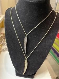 VICTORIA'S SECRETS Necklace "Sometimes Naughty Sometimes Nice" Wing Necklace Duo - Picture 1 of 10