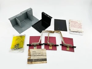 Kit montaggio accessori interruttore quadrato D SK4515 nuovo - Foto 1 di 6