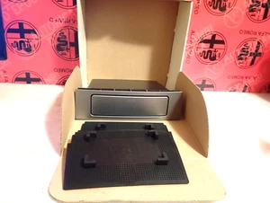 ALFA ROMEO 147 GT ACCESSORIO CASSETTINO SOTTO AUTORADIO 50903187 - Imagen 1 de 5