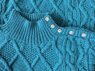 Suéter de Colección Talbots 100% Lana Grueso Hecho a Mano Tejido por Cable para Mujer L Botón Verde azulado Foto 1 de 4