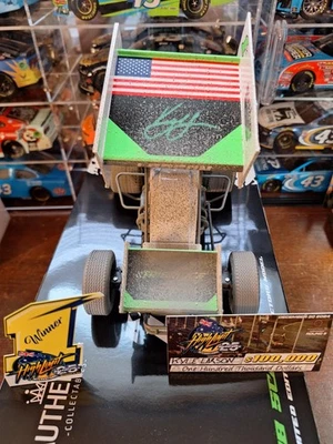 Kyle Larson Firmado Versión Sucia K1 1:18 High Limit Perth Ganador 2024 Foto 1 de 4