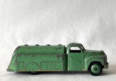 Vintage Dinky Toys Meccano 441 Studebaker Castrol Fuel Tanker Toy Car #234 — 第 1/4 张图片