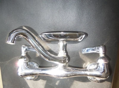 Grifo Kohler fregadero de cocina vintage antiguo rancho con bandeja de jabón Foto 1 de 4