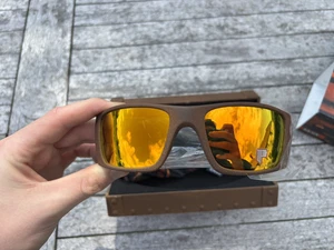 Oakley Fuel Cell Decay con lente polarizada Fire Iridium OO9096-97. - Imagen 1 de 22