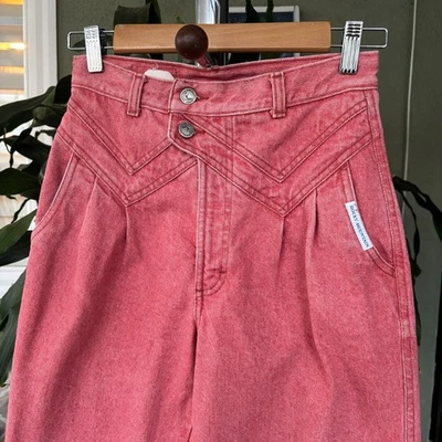 Jeans Vintage Rocky Mountain 26"x31" Rosa Rojo Bareback Western Rodeo Cónicos Foto 1 de 4