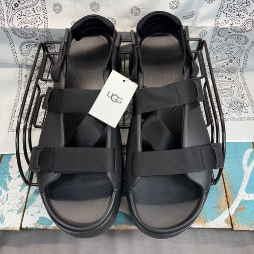 Sandali acqua con cinturino e plateau Stratus neri nuovi con etichette UGG 1153078 BLK uomo taglia 12