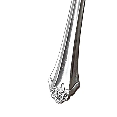 Cuchara para servir Northland de acero inoxidable Corea floral 3 flores Foto 1 de 4